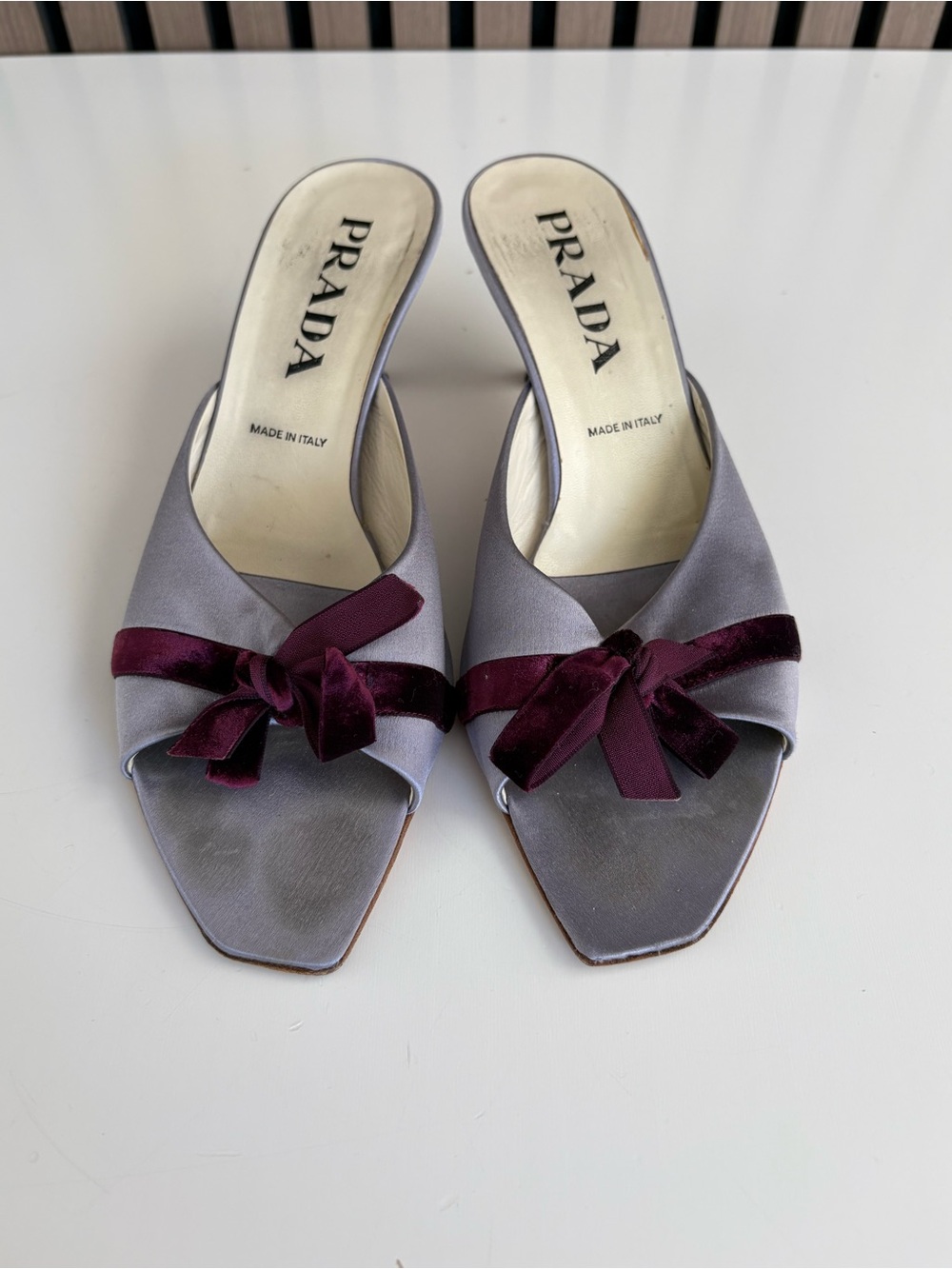 Auth VTG PRADA Satin Heels